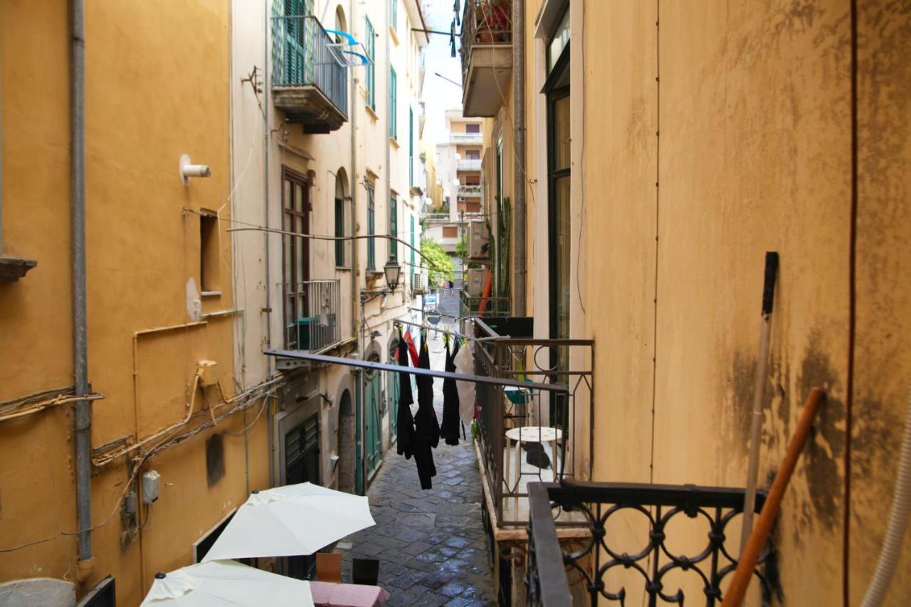 La Grotta Apartment Salerno Luaran gambar